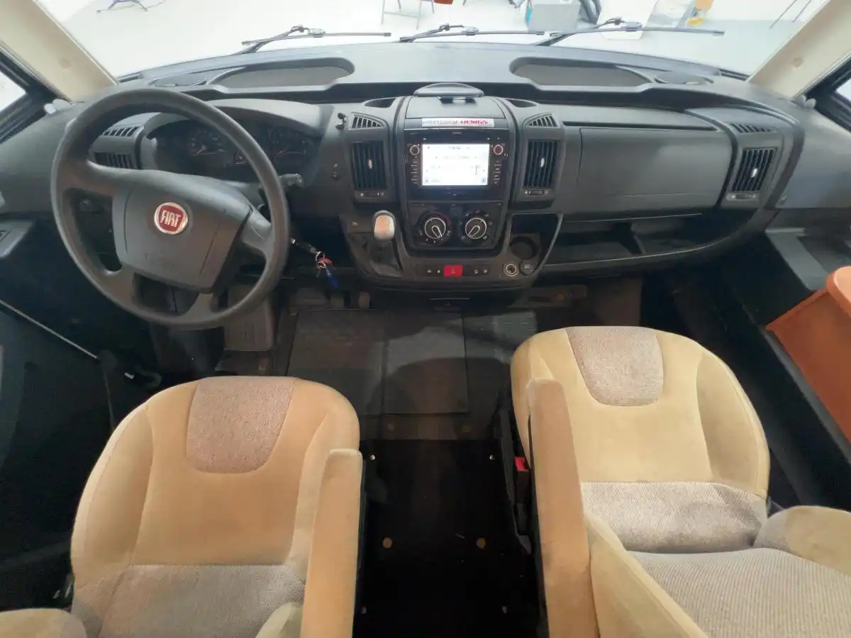 RAPIDO 880 F - Ansicht 7